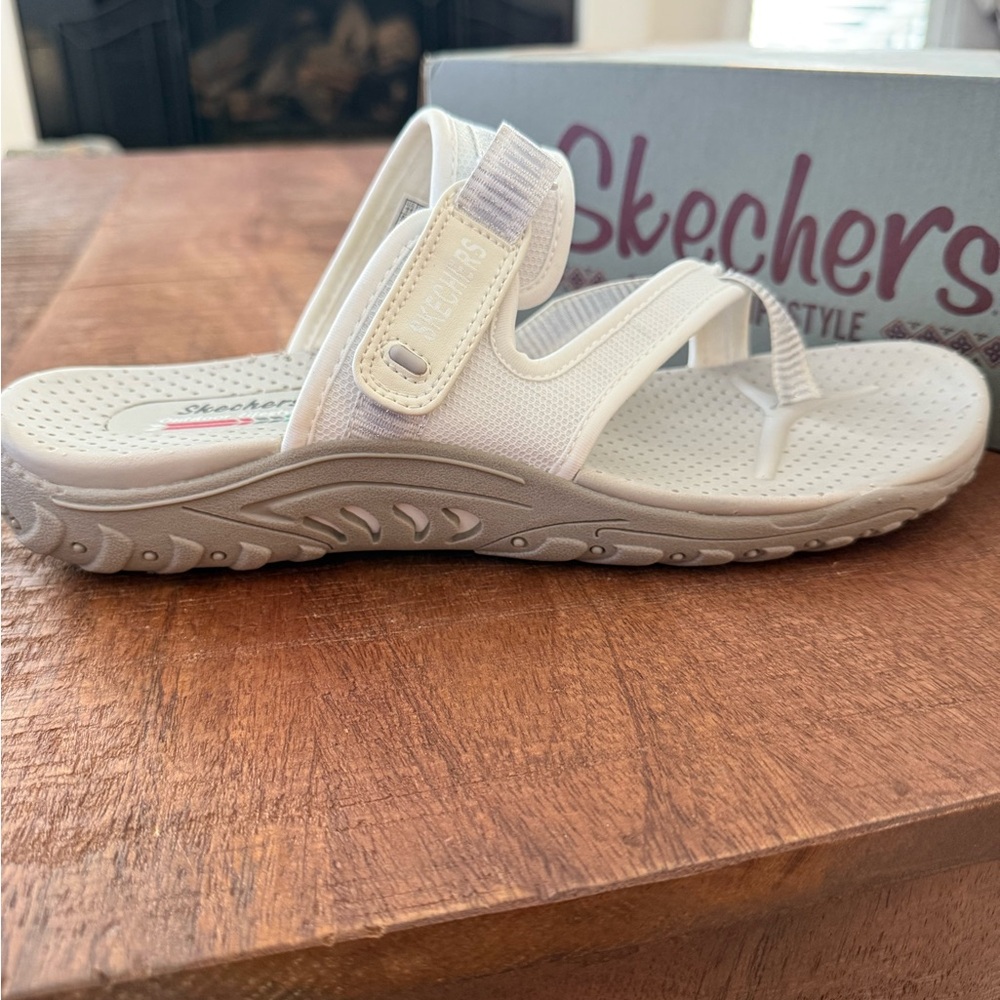 Skechers Women's Reggae Seize The Day Toe Loop Thong Flip Flop Sandal size 11 - Picture 3 of 10